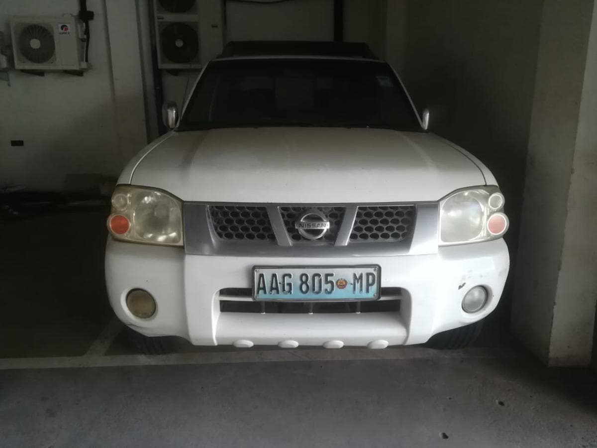 Nissan Hardbody · — imagem 4