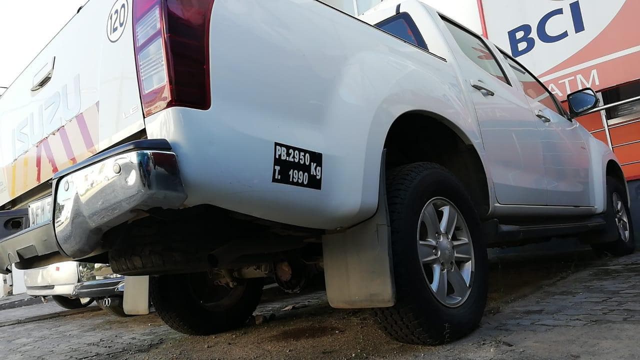 Isuzu KB · — imagem 2