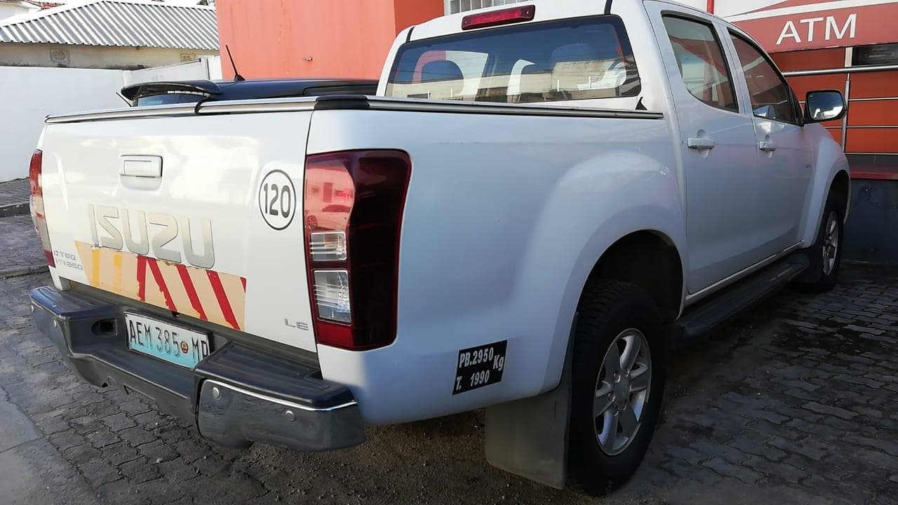 Isuzu KB · — imagem 8