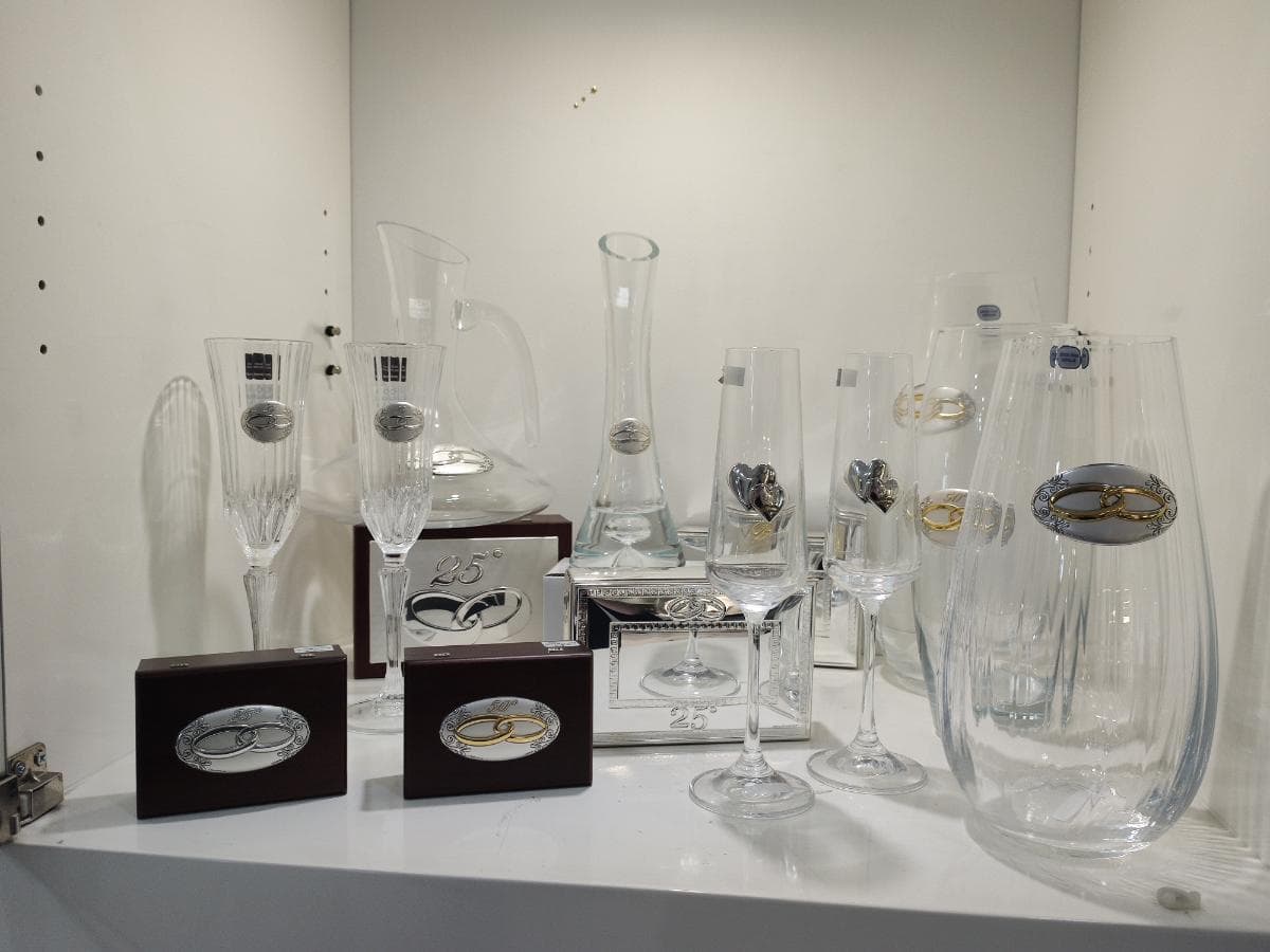 Produto em Cristal + Estojos de vinho em prata  + Artigos em Cristal + Copos em Vidro Pintado + Copos + Jarras decorativas — image 5