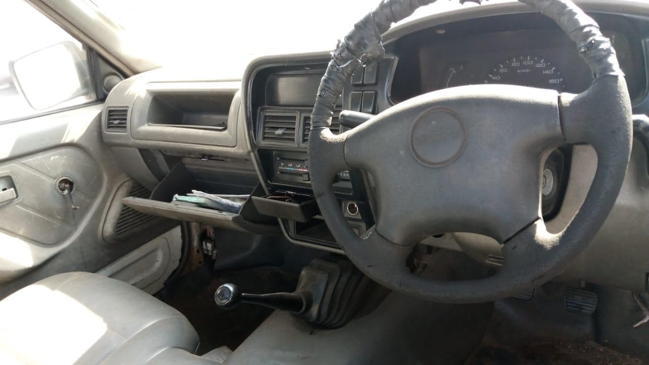 Isuzu KB · — image 2