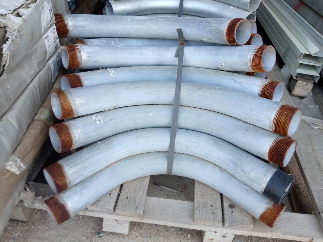 Curvas (metal conduit) · — imagem 1