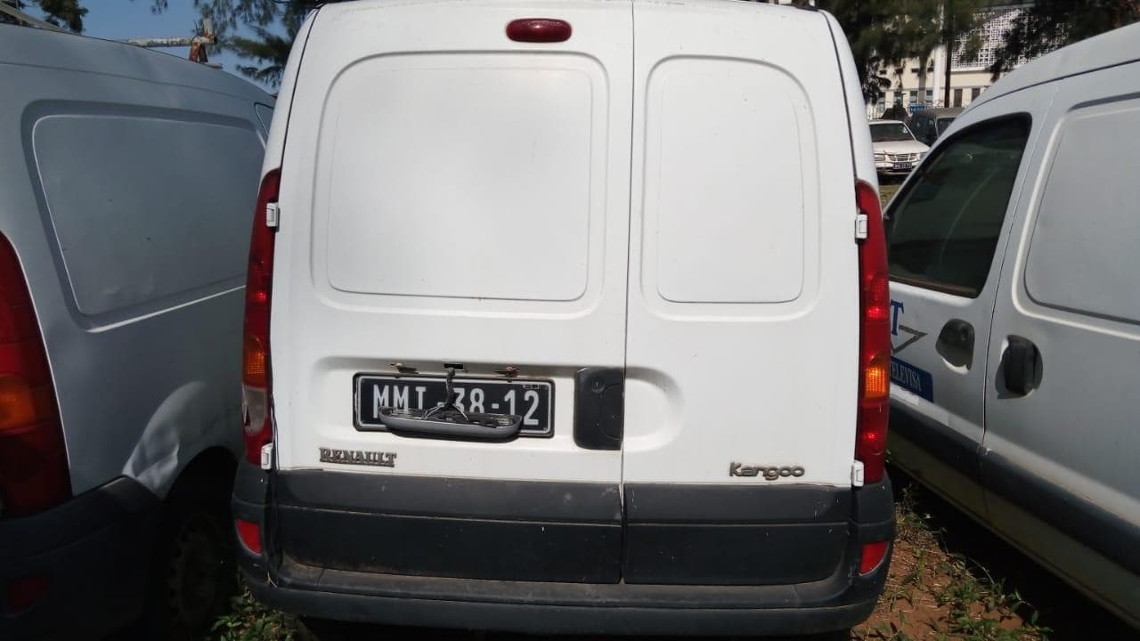 RENAULT · — imagem 3