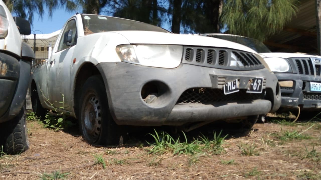 MITSUBISHI · — imagen 2