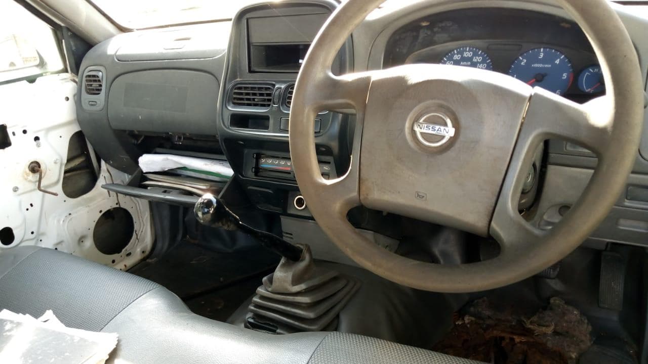 Nissan Hardbody · — image 3
