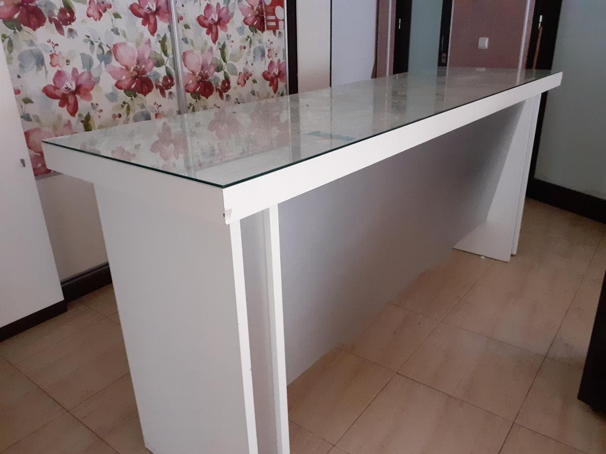 Mobiliário e Decoração ·