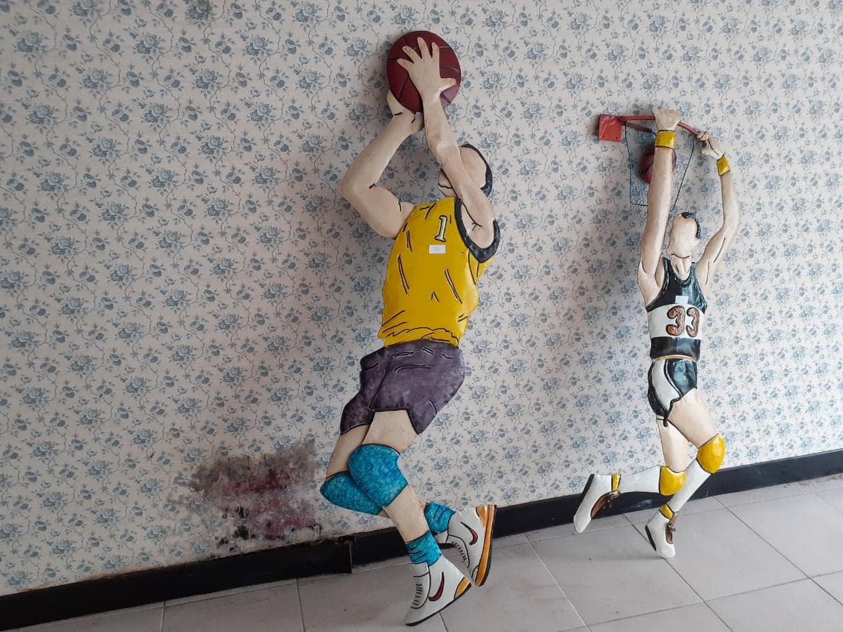Mobiliário e Decoração ·