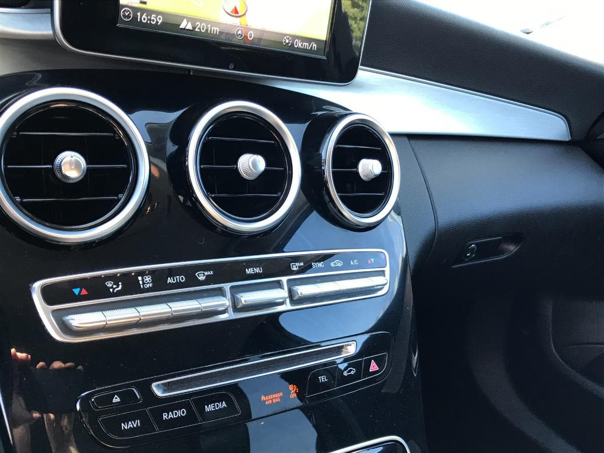 Mercedes-Benz C200D KIT AMG  · Ano 2017 — imagen 16