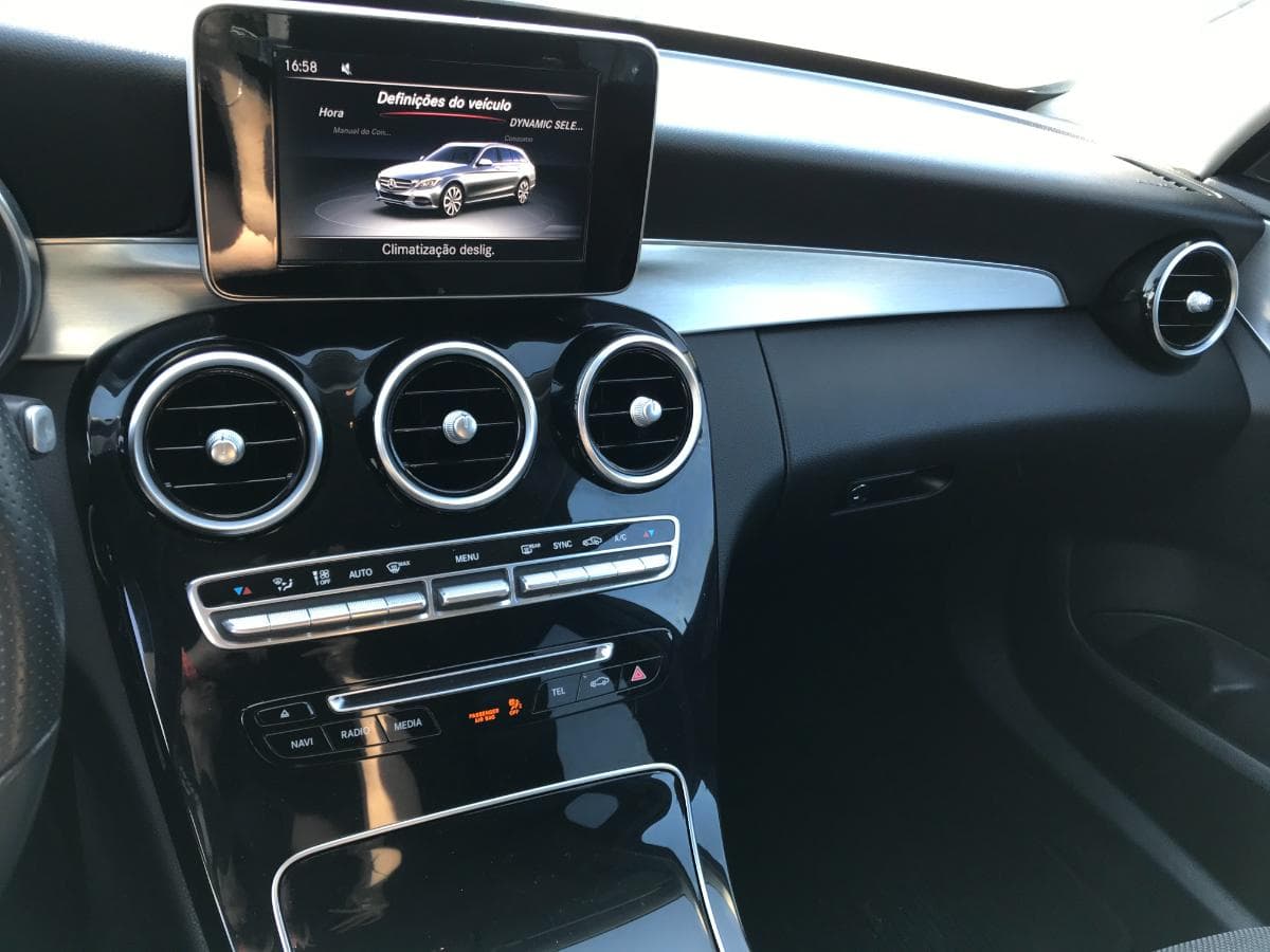 Mercedes-Benz C200D KIT AMG  · Ano 2017 — imagen 18