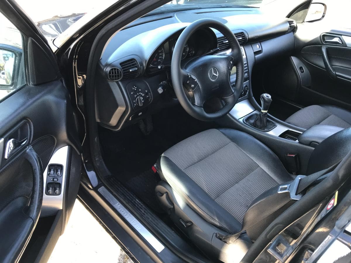 Mercedes-Benz C220 CDI · Ano 2006 — imagen 10