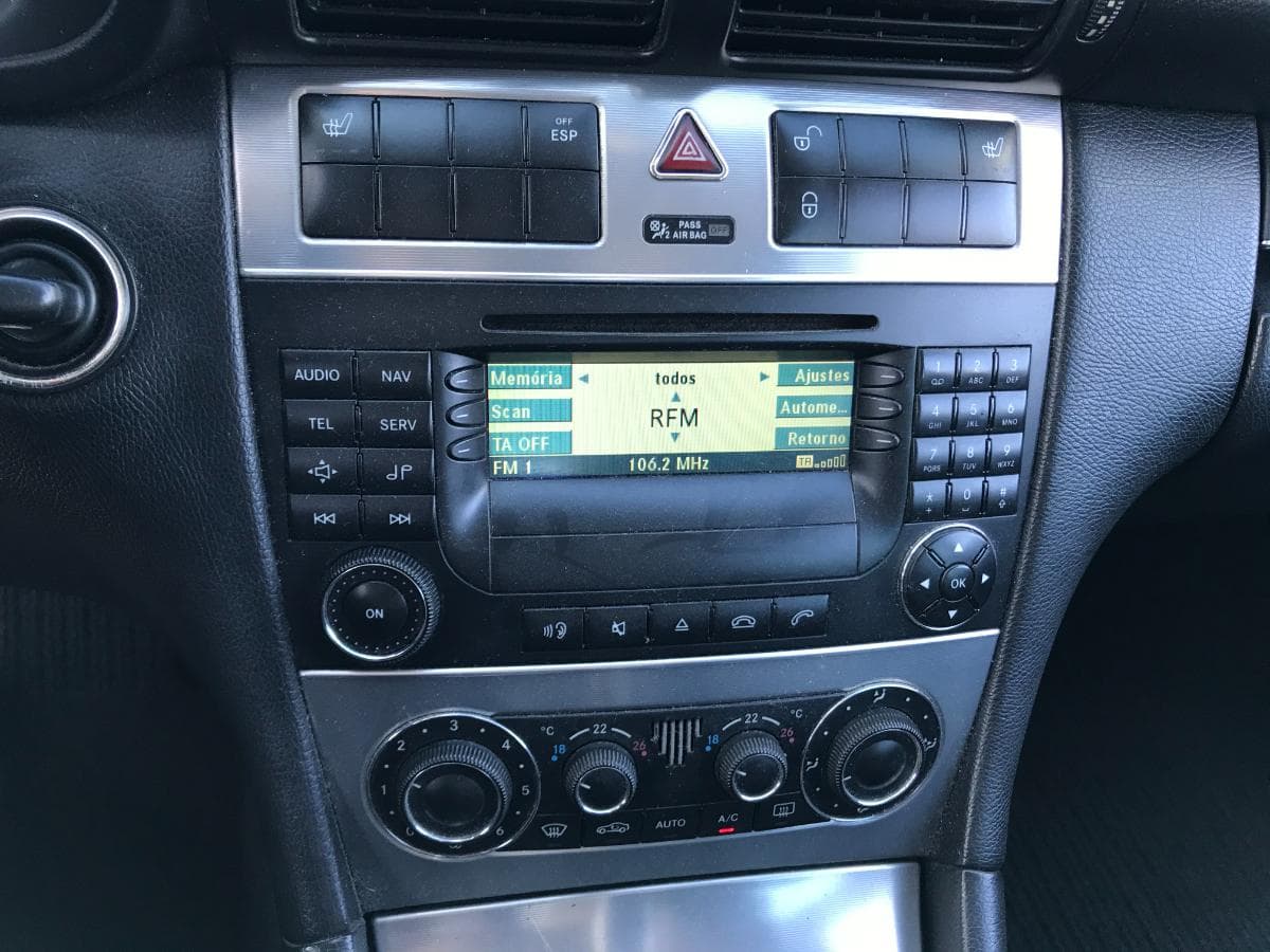 Mercedes-Benz C220 CDI · Ano 2006 — imagen 20