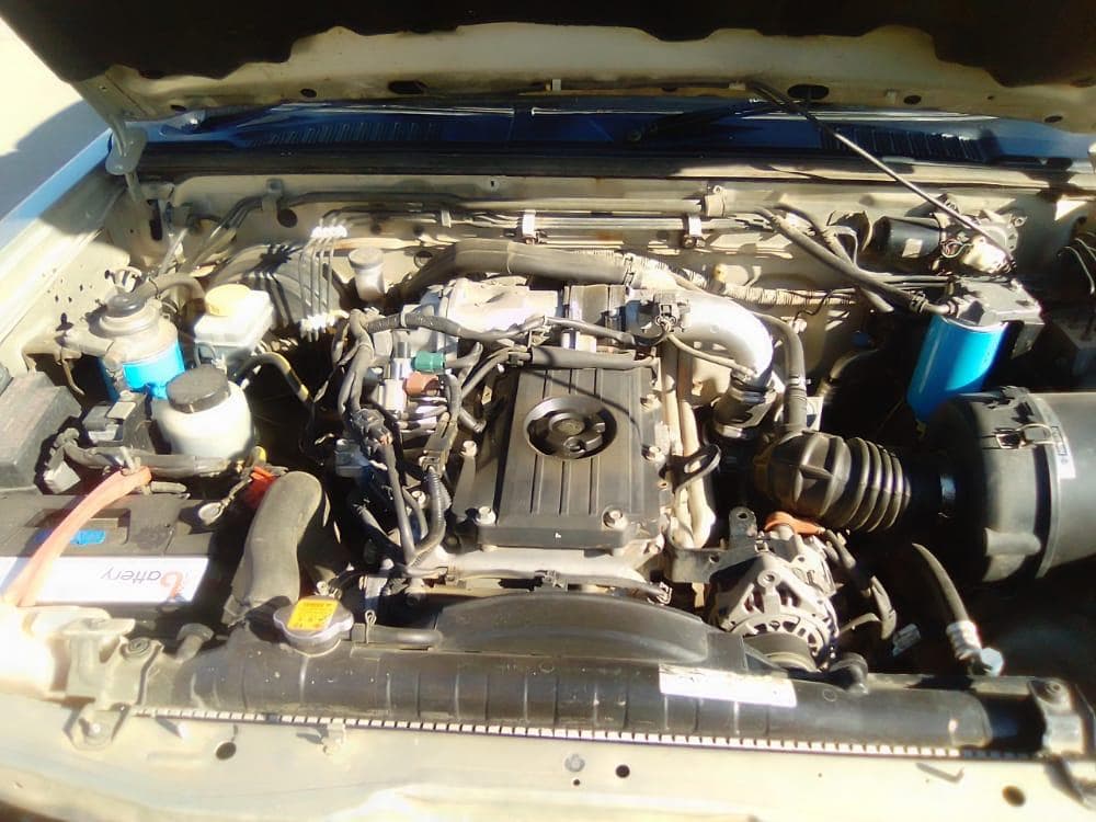 Nissan HardBody · — imagen 14