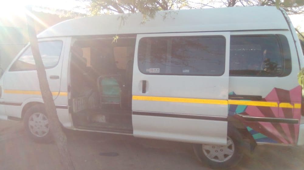 Toyota Hiace · — imagem 4