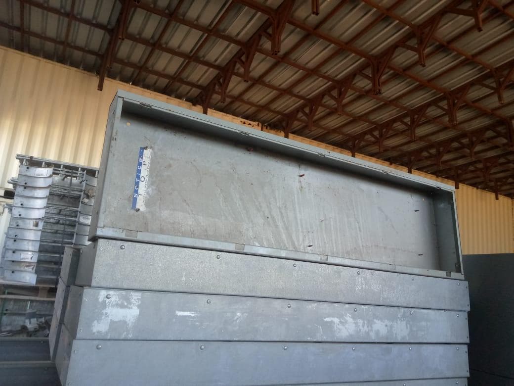 Panelboard eaton without cover · — image 2