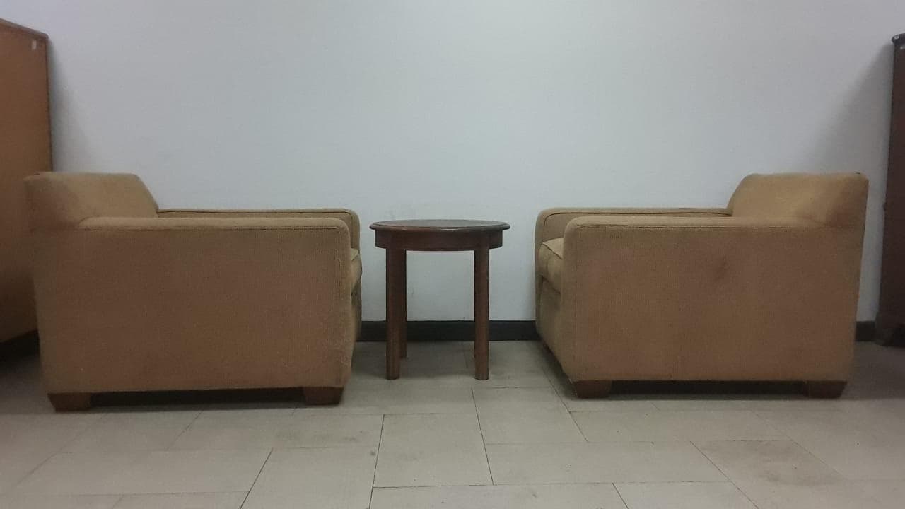 Mobiliário de Lar ·