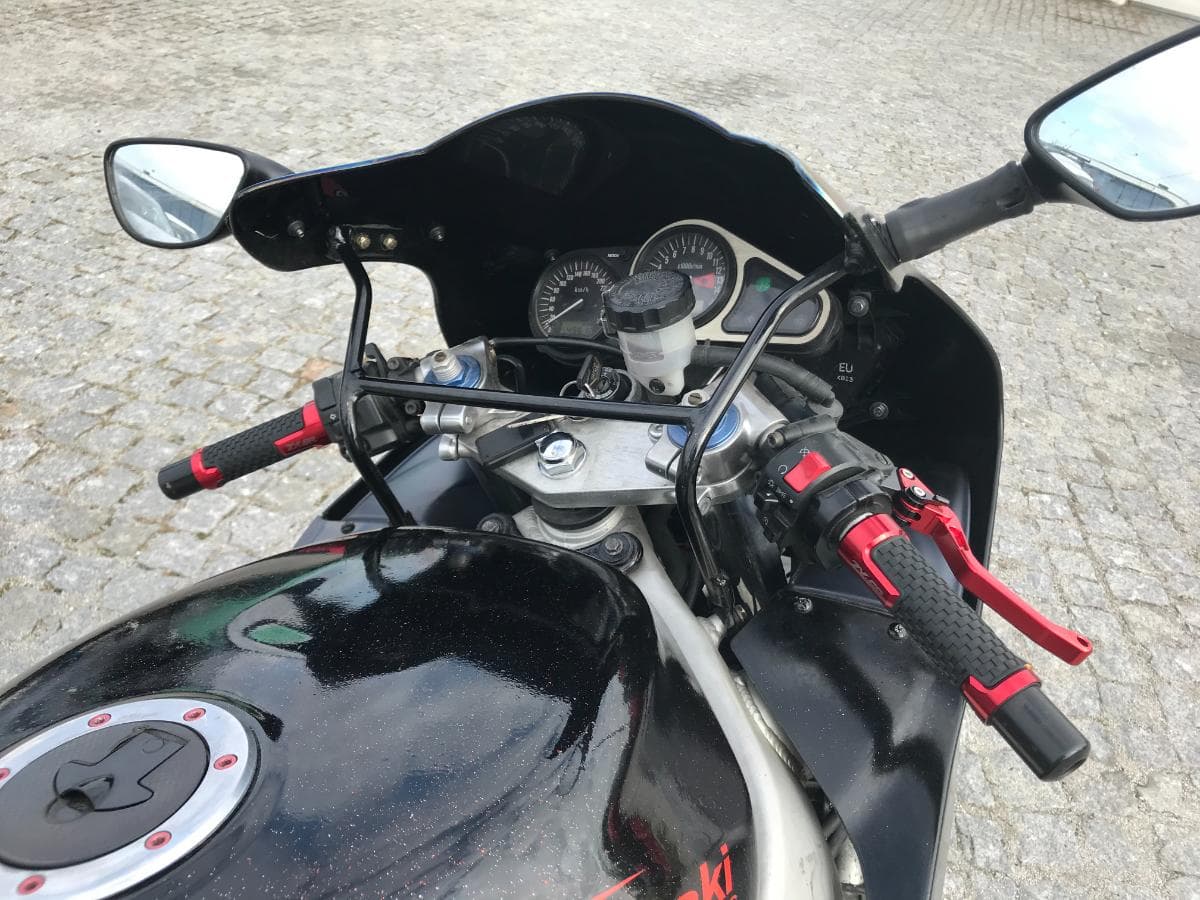 Motociclo Kawasaki Ninja ZR 6R · Ano 1998 — imagen 7