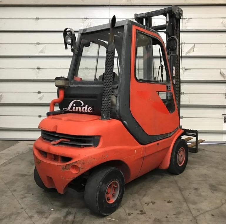 Empilhador Linde H25D-03 · Ano 2002 — imagem 3
