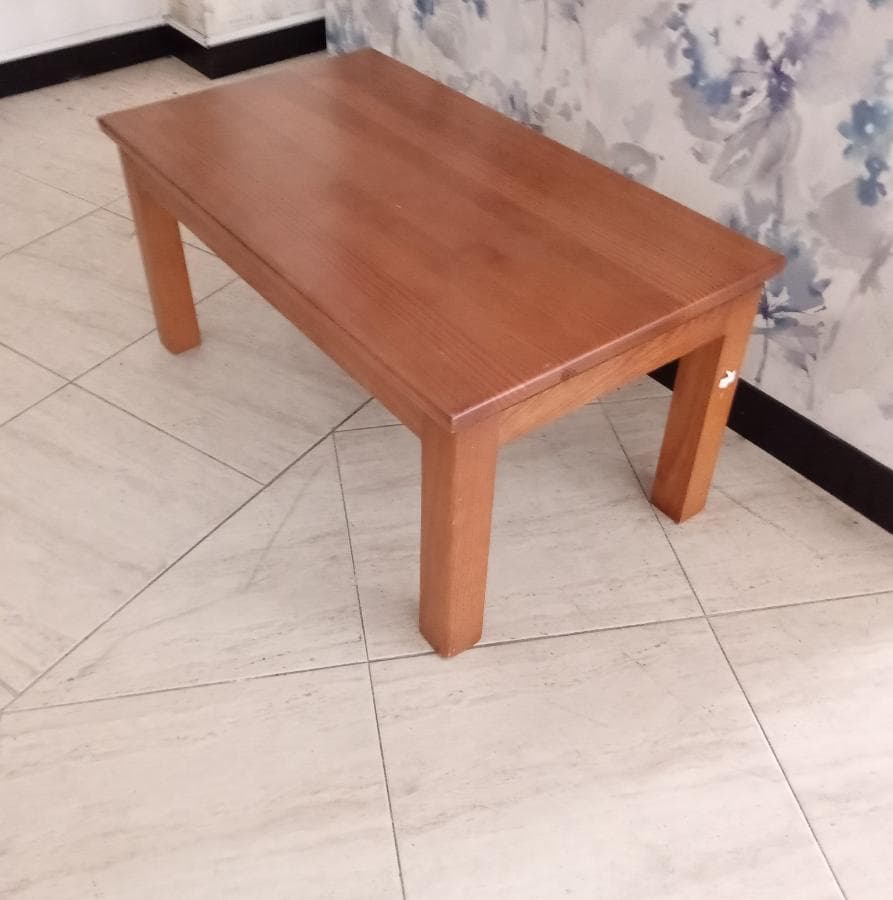 Mesa em Madeira