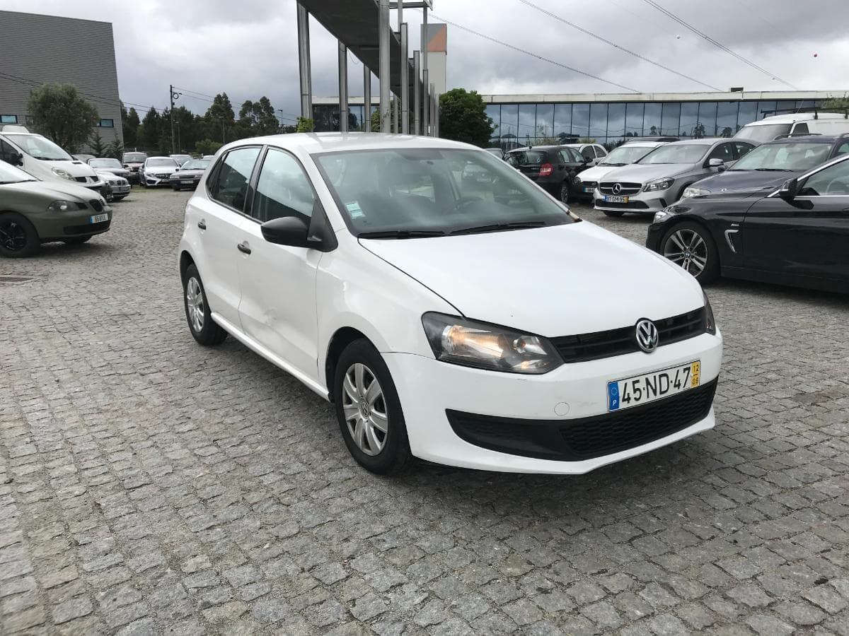Volkswagen Polo 1.2 TDI · Ano 2012 — image 1