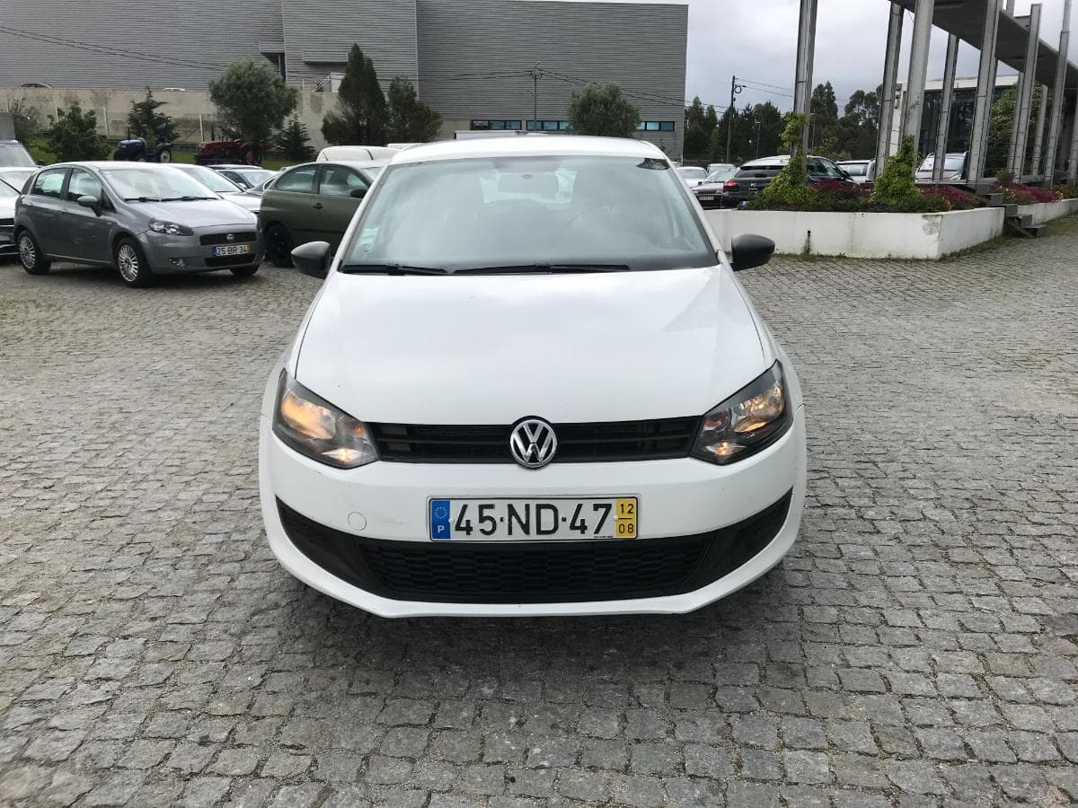 Volkswagen Polo 1.2 TDI · Ano 2012 — image 2