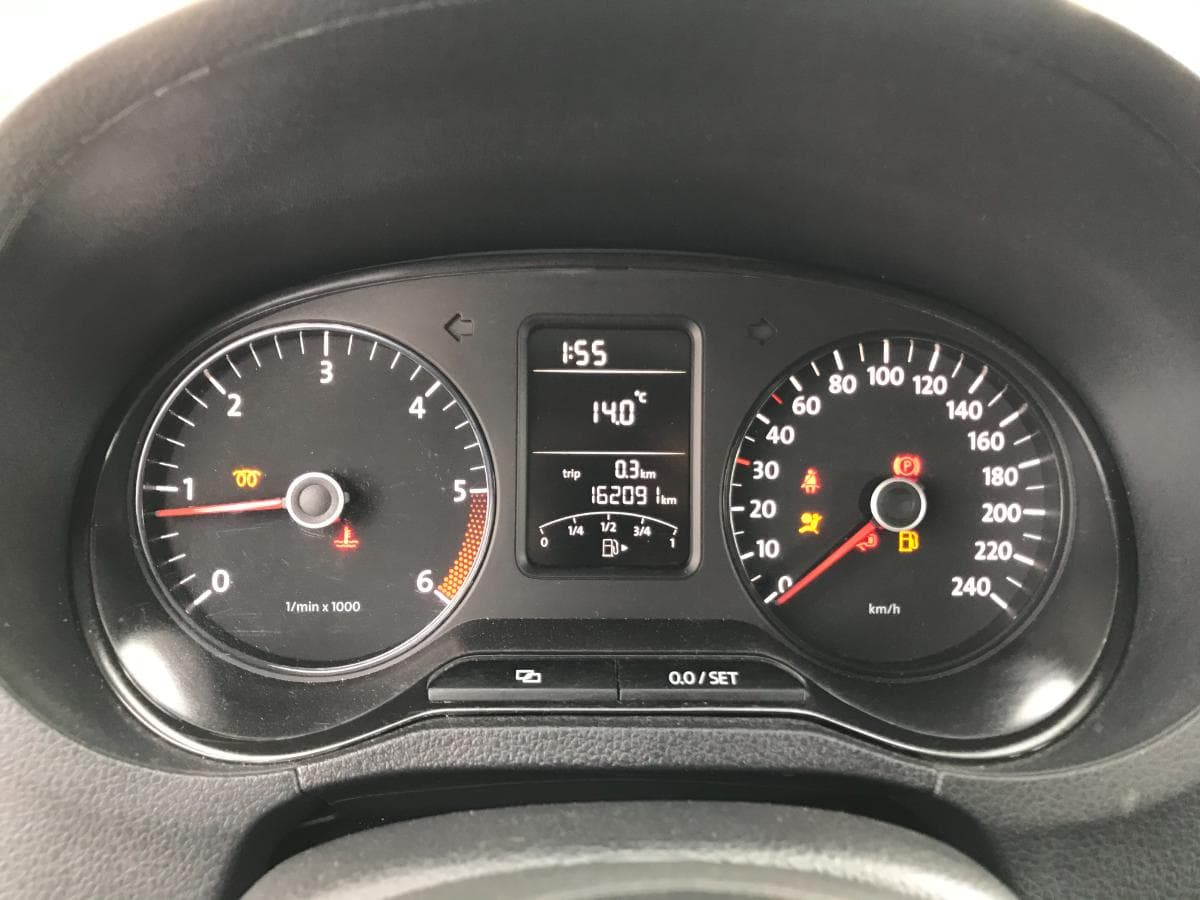 Volkswagen Polo 1.2 TDI · Ano 2012 — image 22