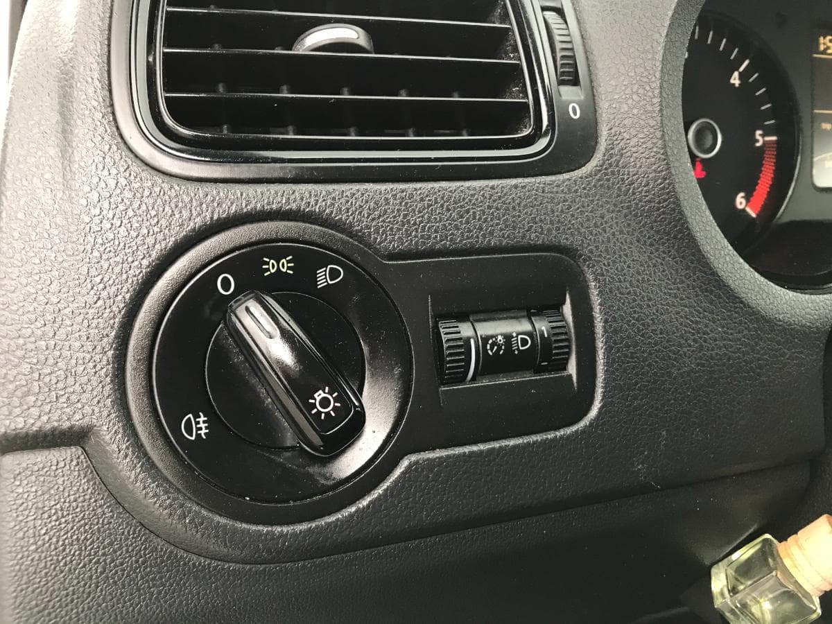 Volkswagen Polo 1.2 TDI · Ano 2012 — image 23