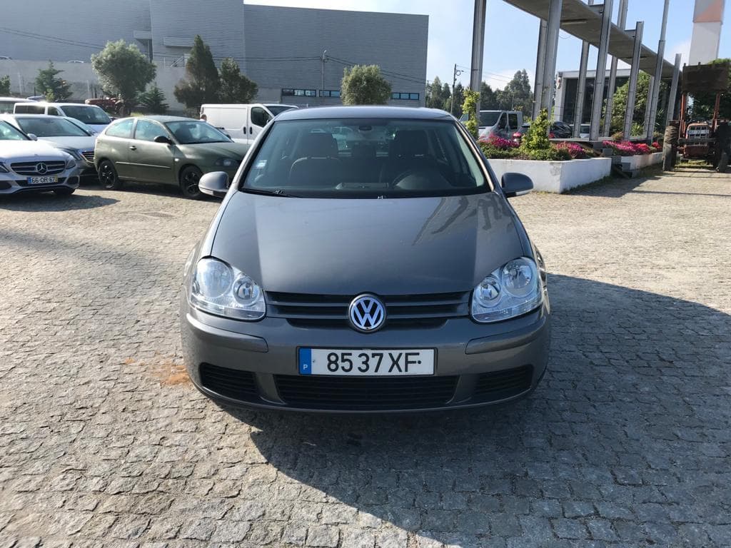 Volkswagen Golf 1.9 TDI · Ano 2004 — imagem 2