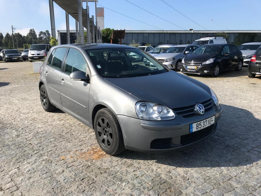 Volkswagen Golf 1.9 TDI · Ano 2004 — imagem 1