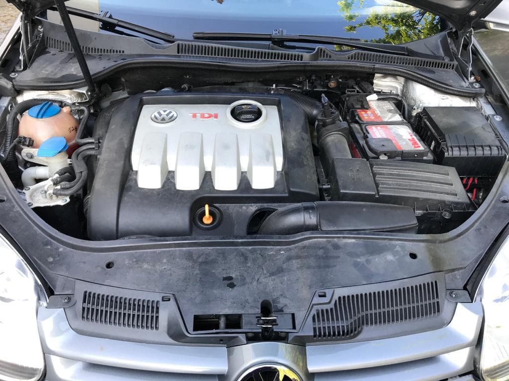 Volkswagen Golf 1.9 TDI · Ano 2004 — imagem 12