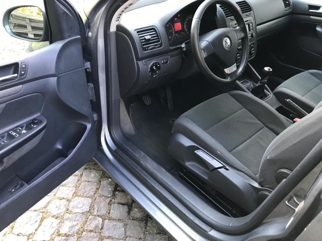 Volkswagen Golf 1.9 TDI · Ano 2004 — imagem 17
