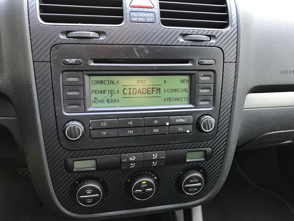 Volkswagen Golf 1.9 TDI · Ano 2004 — imagem 23