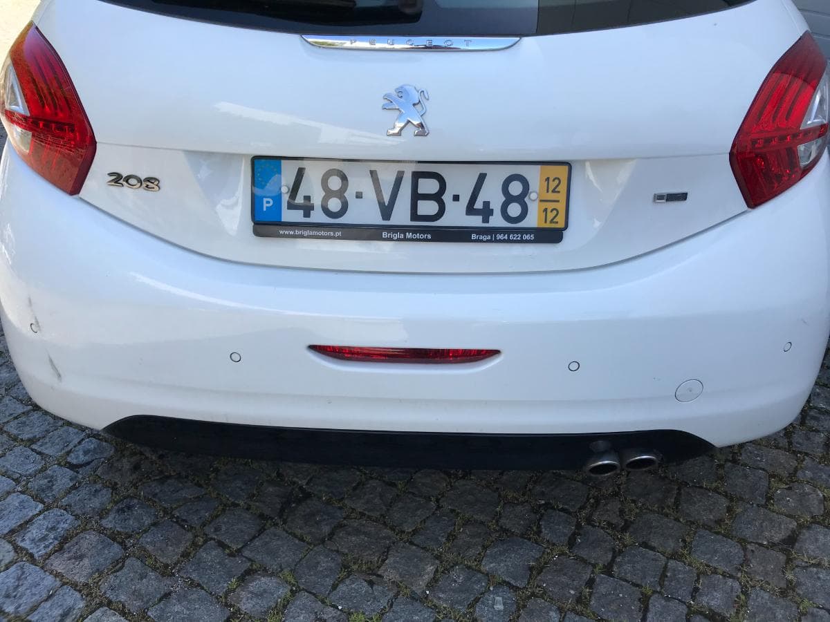 Peugeot 208 1.6 HDI· Ano 2012 — imagem 10