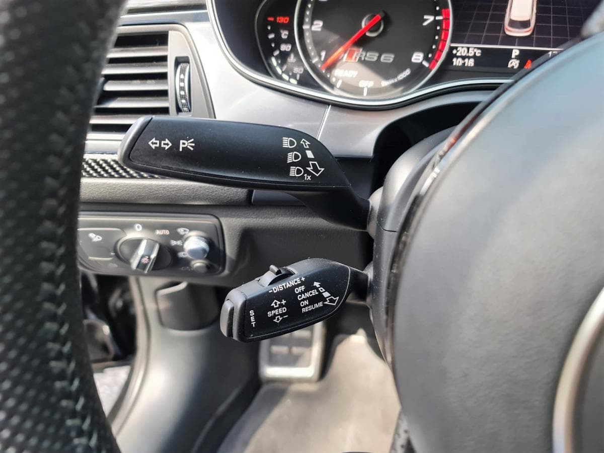 Audi RS6 — imagem 19