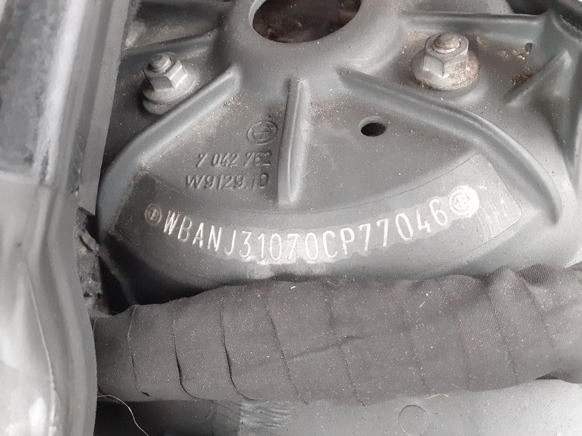 BMW 520D · Ano 2006 — imagem 16