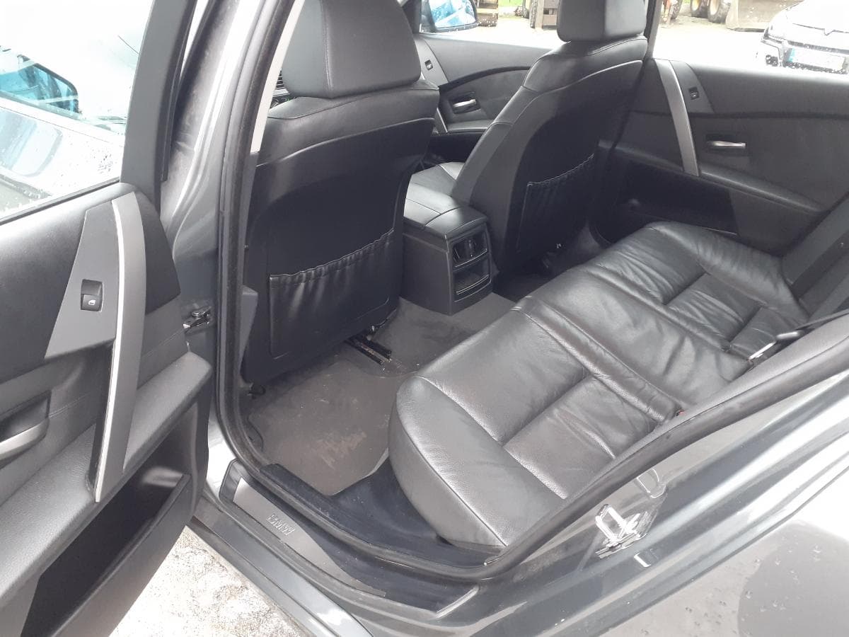 BMW 520D · Ano 2006 — imagem 20
