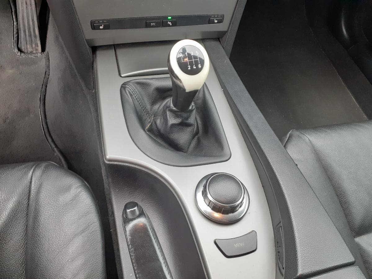 BMW 520D · Ano 2006 — imagem 26