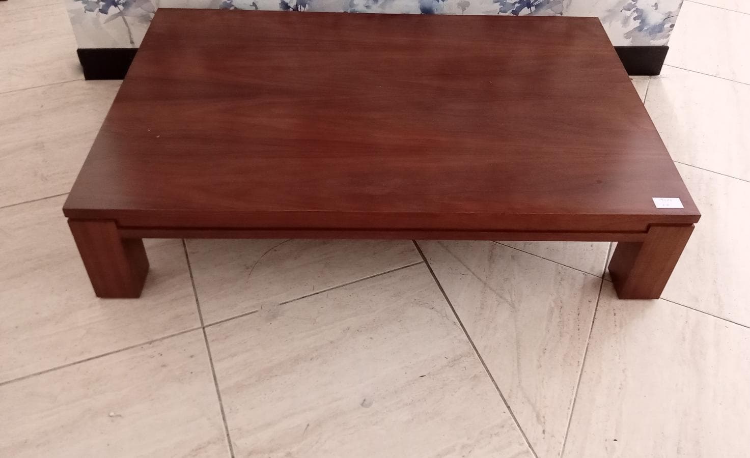 Mesa em Madeira