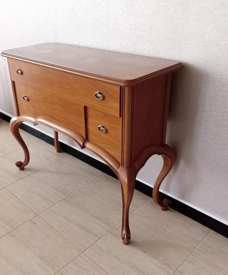 Mobiliario y Decoración · — imagen 2