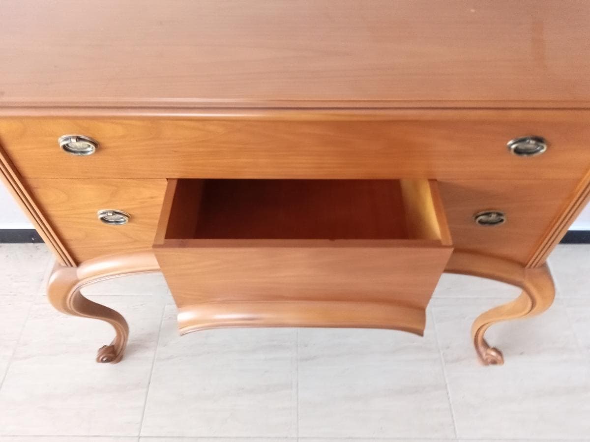 Mobiliario y Decoración · — imagen 5