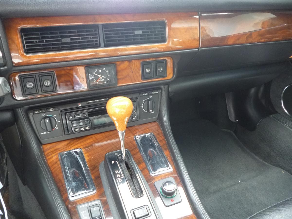 JAGUAR XJS — imagem 10