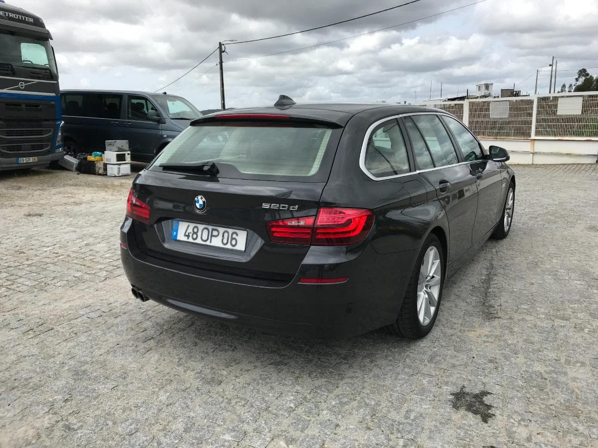 BMW 520D · Ano 2014 — image 6