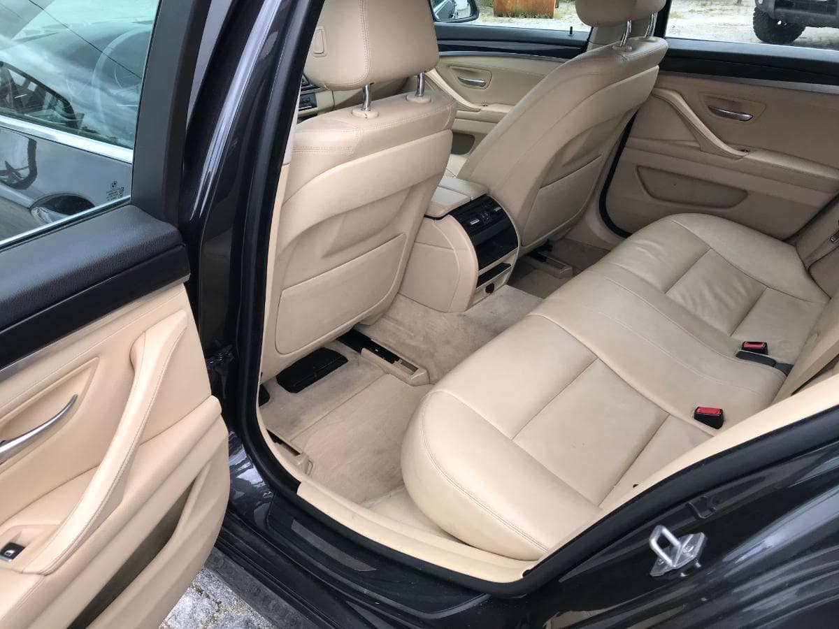BMW 520D · Ano 2014 — image 17