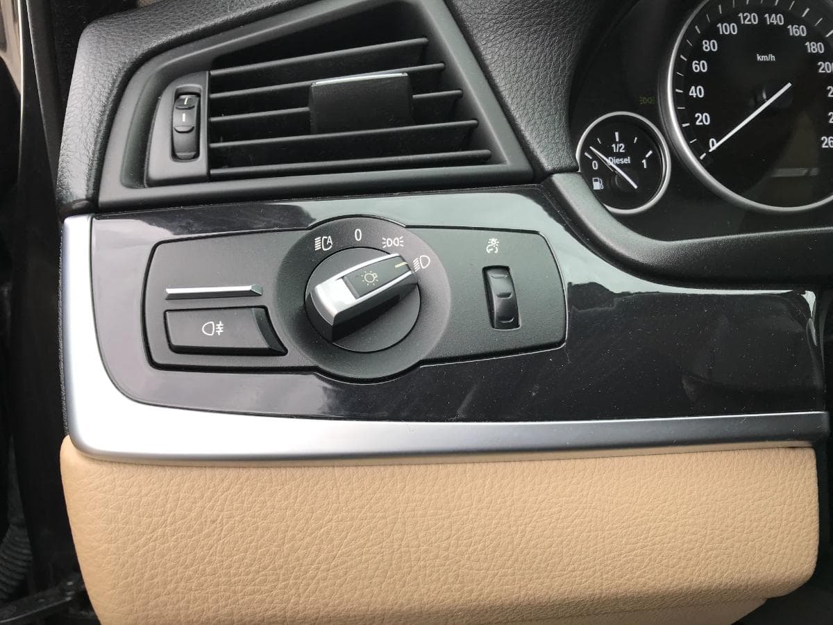 BMW 520D · Ano 2014 — image 24