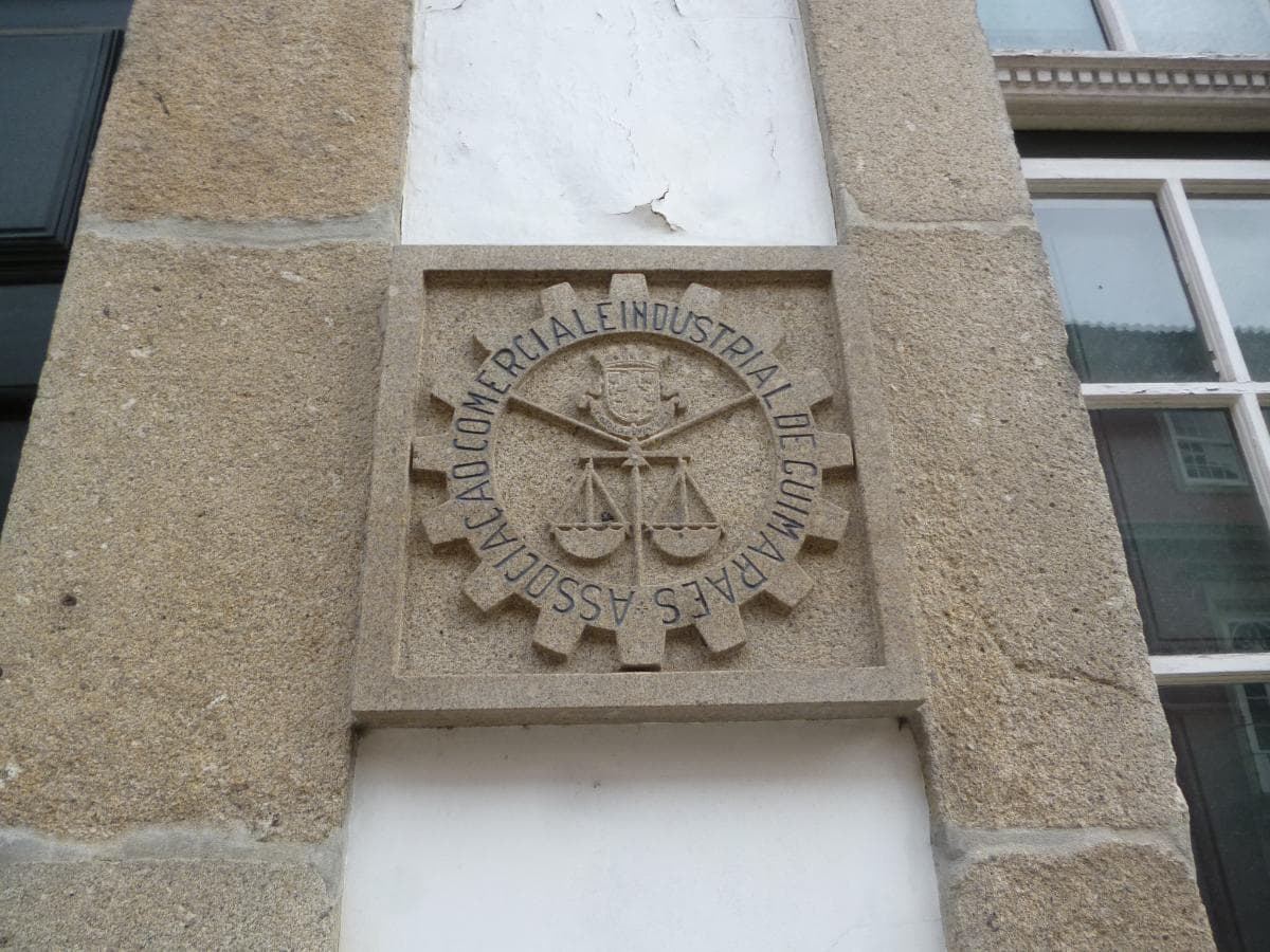 Edifício + Equipamentos + Serigrafias · Guimarães — imagem 61