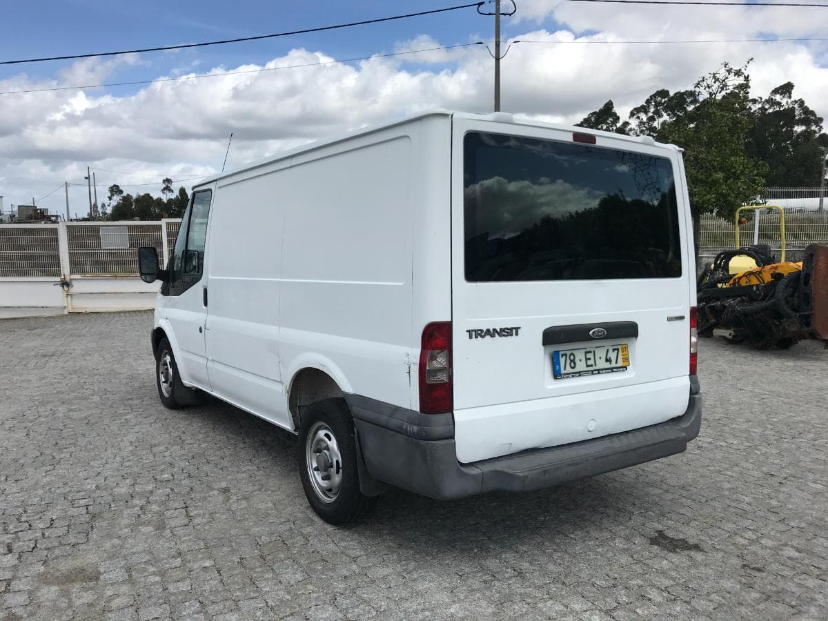 Ford Transit · Ano 2007 — imagen 4