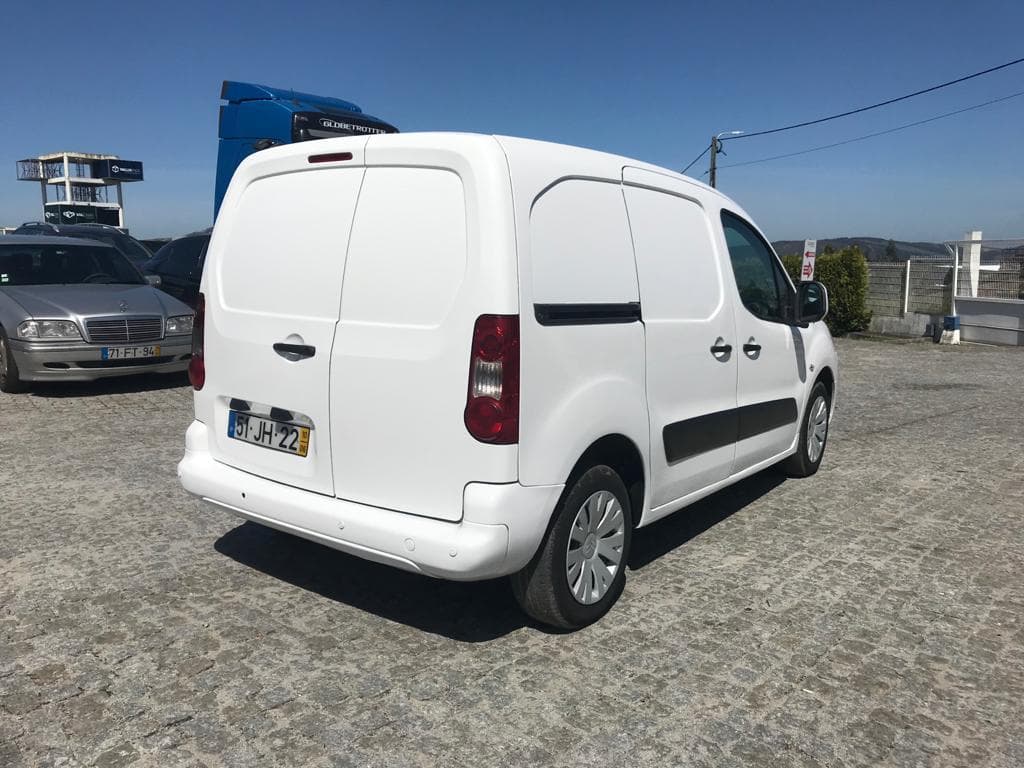Citroën Berlingo · Ano 2010 — imagen 4