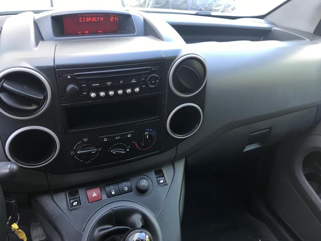 Citroën Berlingo · Ano 2010 — imagen 15