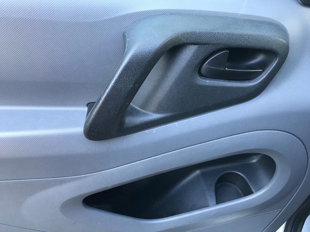 Citroën Berlingo · Ano 2010 — imagen 17