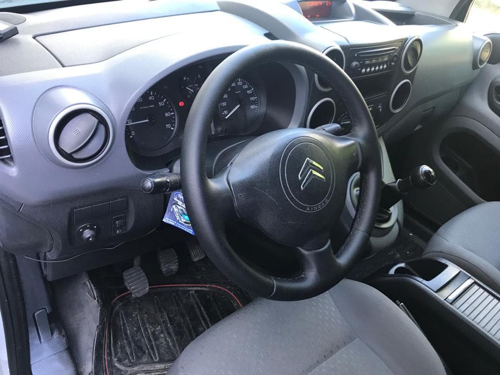 Citroën Berlingo · Ano 2010 — imagen 16