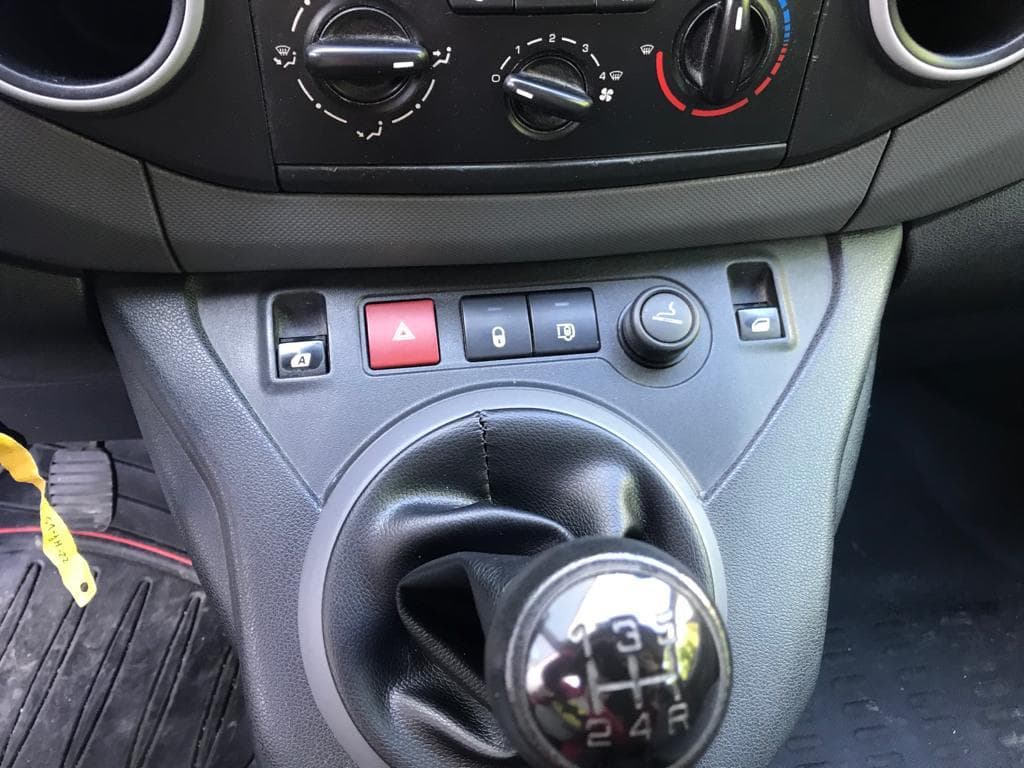 Citroën Berlingo · Ano 2010 — imagen 19